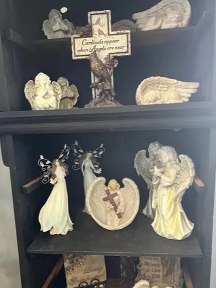 Memorial Decorations